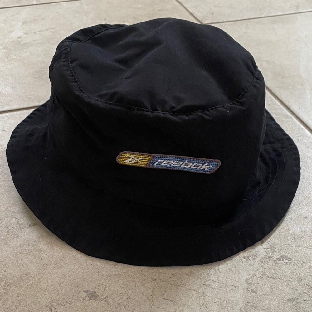 Reebok Black Sun Hat/Secret Zip Compartment